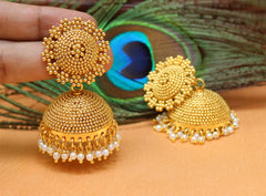 Trending Gold Plated Jhumka Earrings T2566