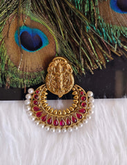 Temple Ganesh Gold Plated Stone Pendant T2859