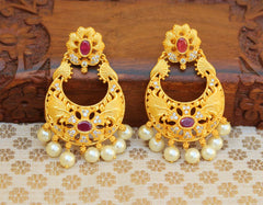 Matte Finish Stylish Pearl Earrings T2476