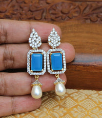 CZ Stone Stylish Gold Plated Earrings T2744