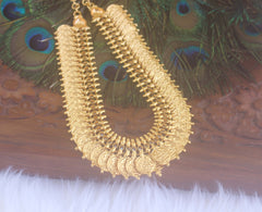 Kerala Traditional Kasu Stone Necklace T2300