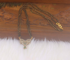 Stylish Stone Black Beads Necklace T2197