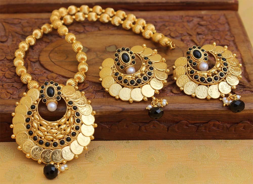 Gold Plated Kasu Handmade Pendant Necklace Set T2695