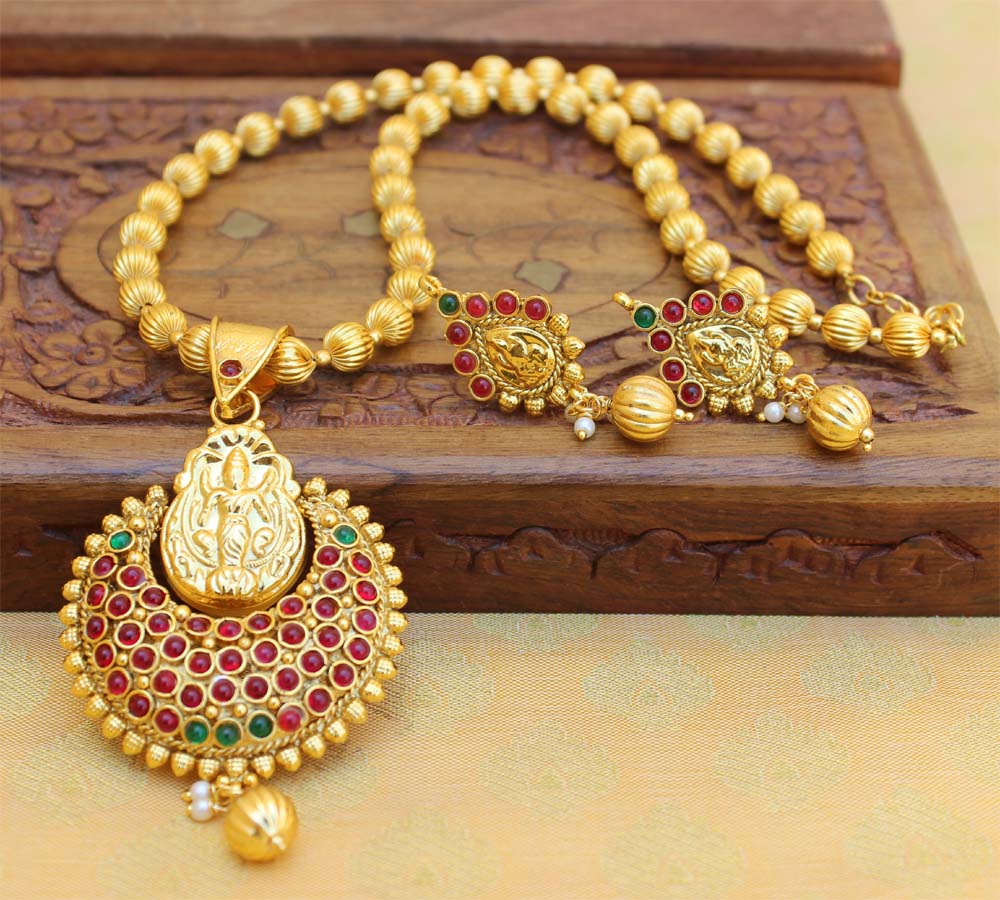 Gold Plated Temple Handmade Necklace Set T2606