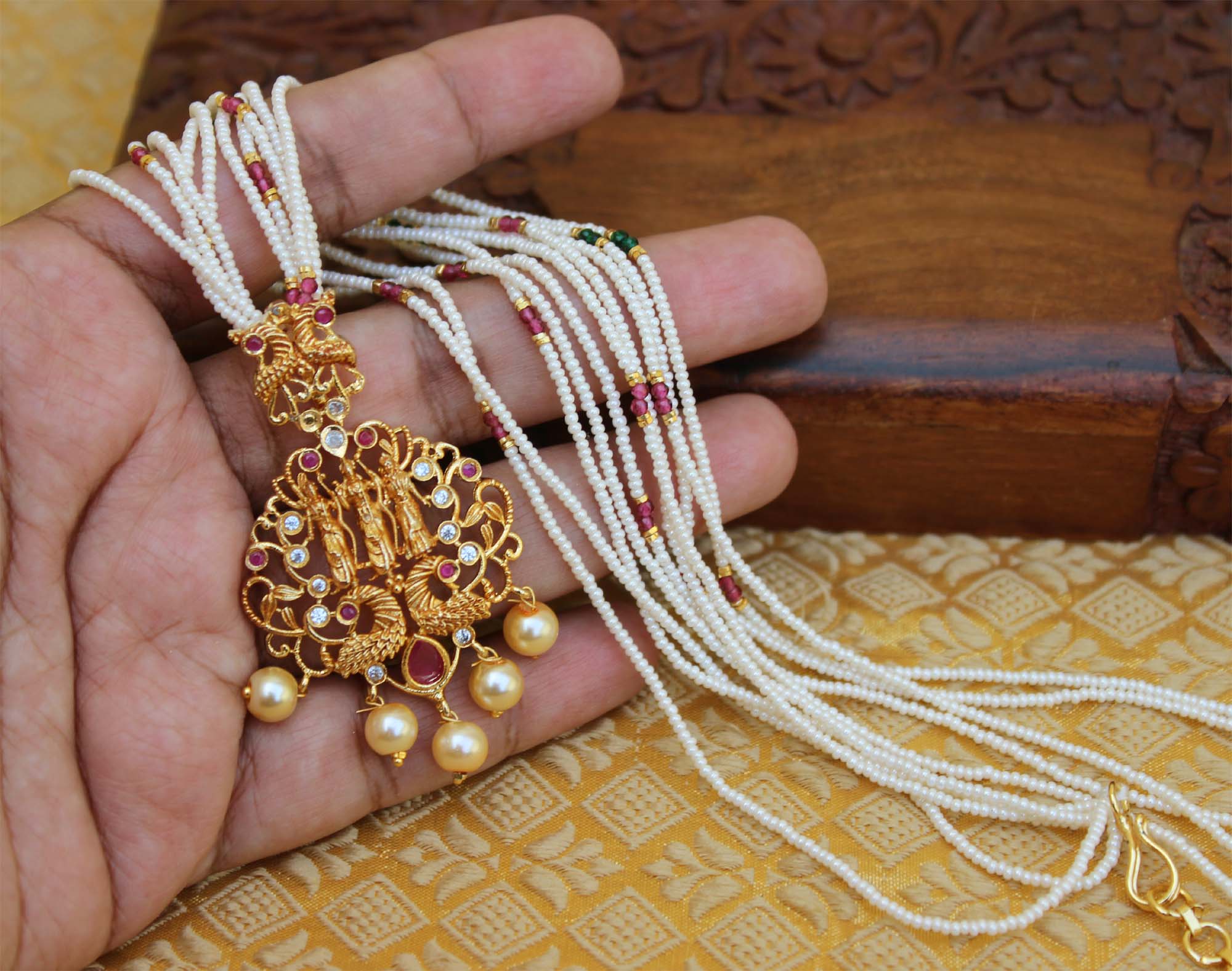 Matte Finish Ram Parivar Beads Necklace T2271