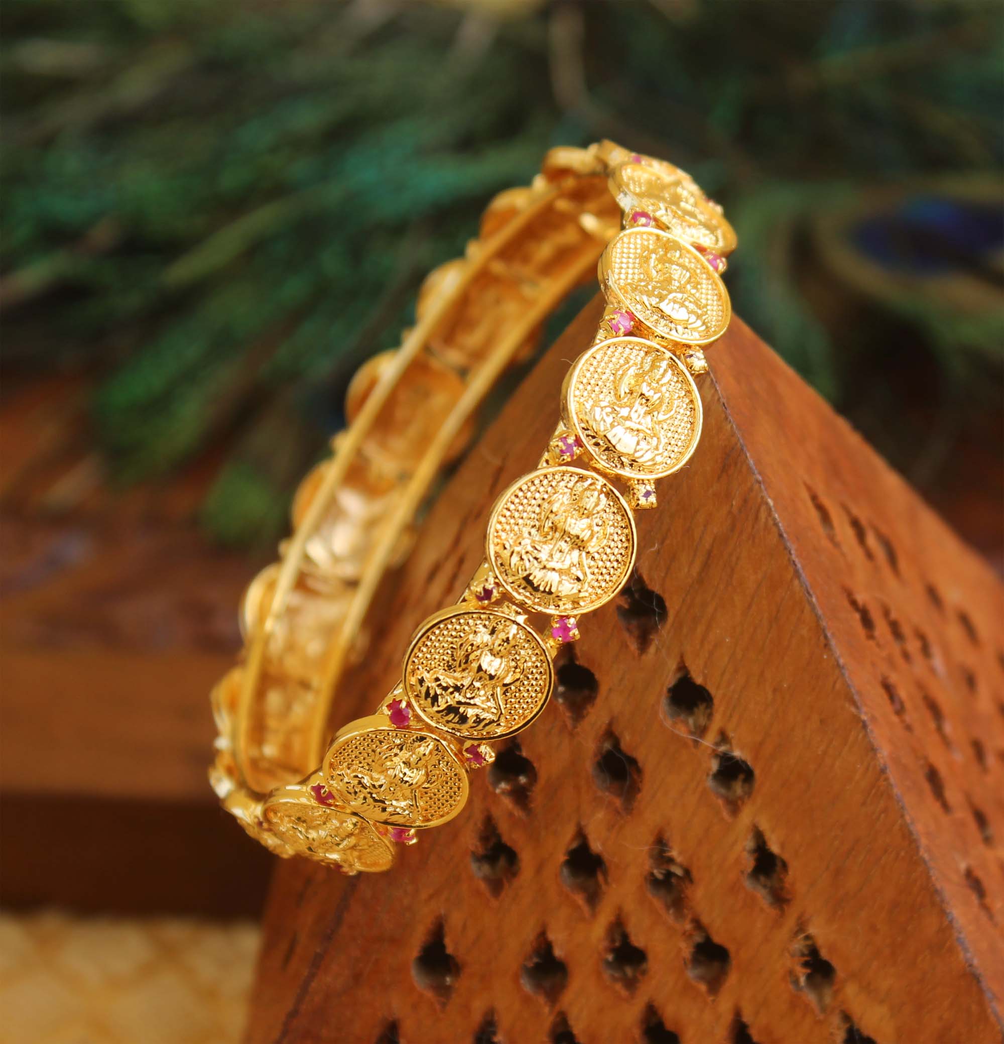 Kerala Style Gold Plated Temple Bangle T2391
