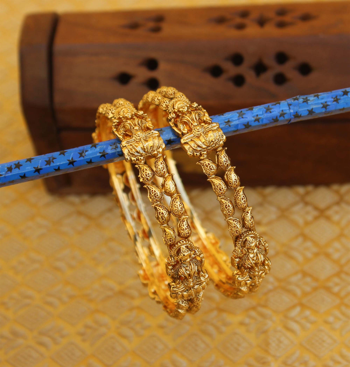 Matte Finish Temple Lakshmi Bangles T2996