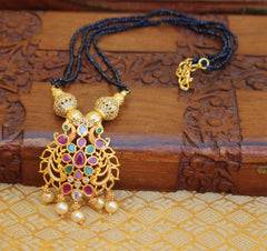 Matte Finish Peacock Handmade Beads Necklace T2291
