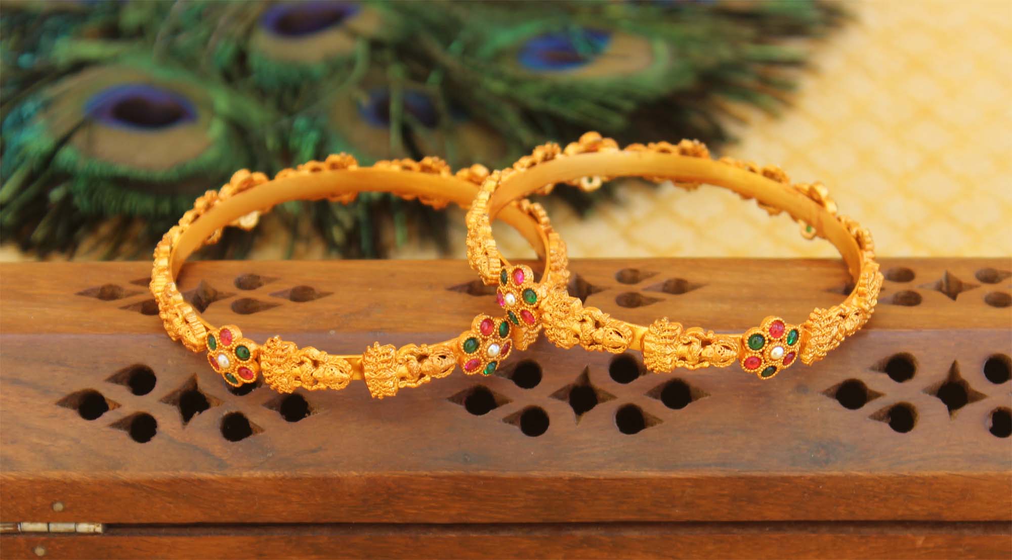 Matte Finish Temple Lakshmi Bangles T3006