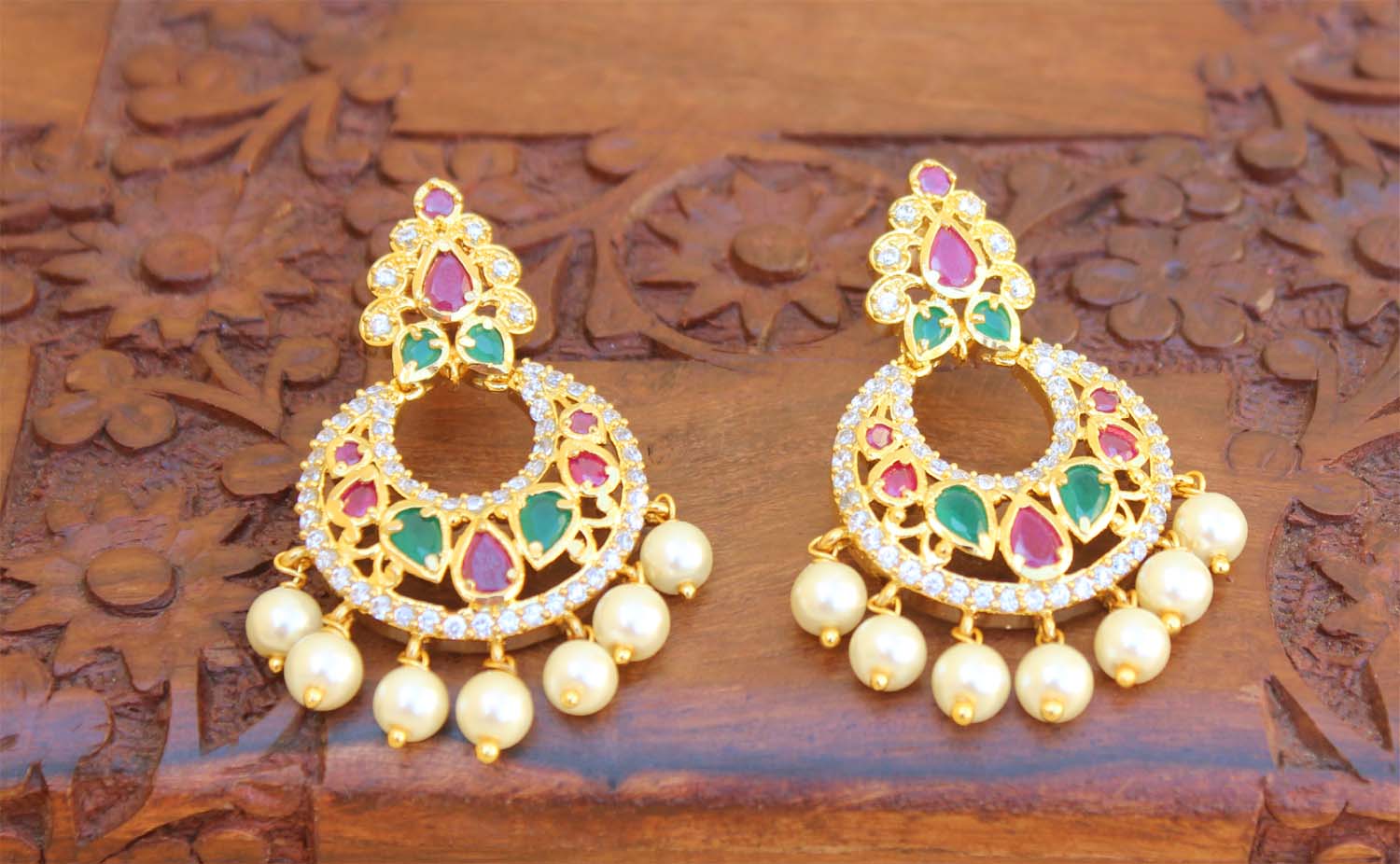 Gold Plated Stylish Stone Earrings T2507