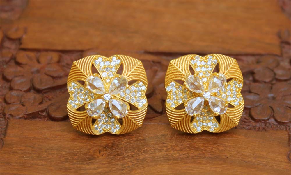 Matte Finish White Stud Earrings T2411