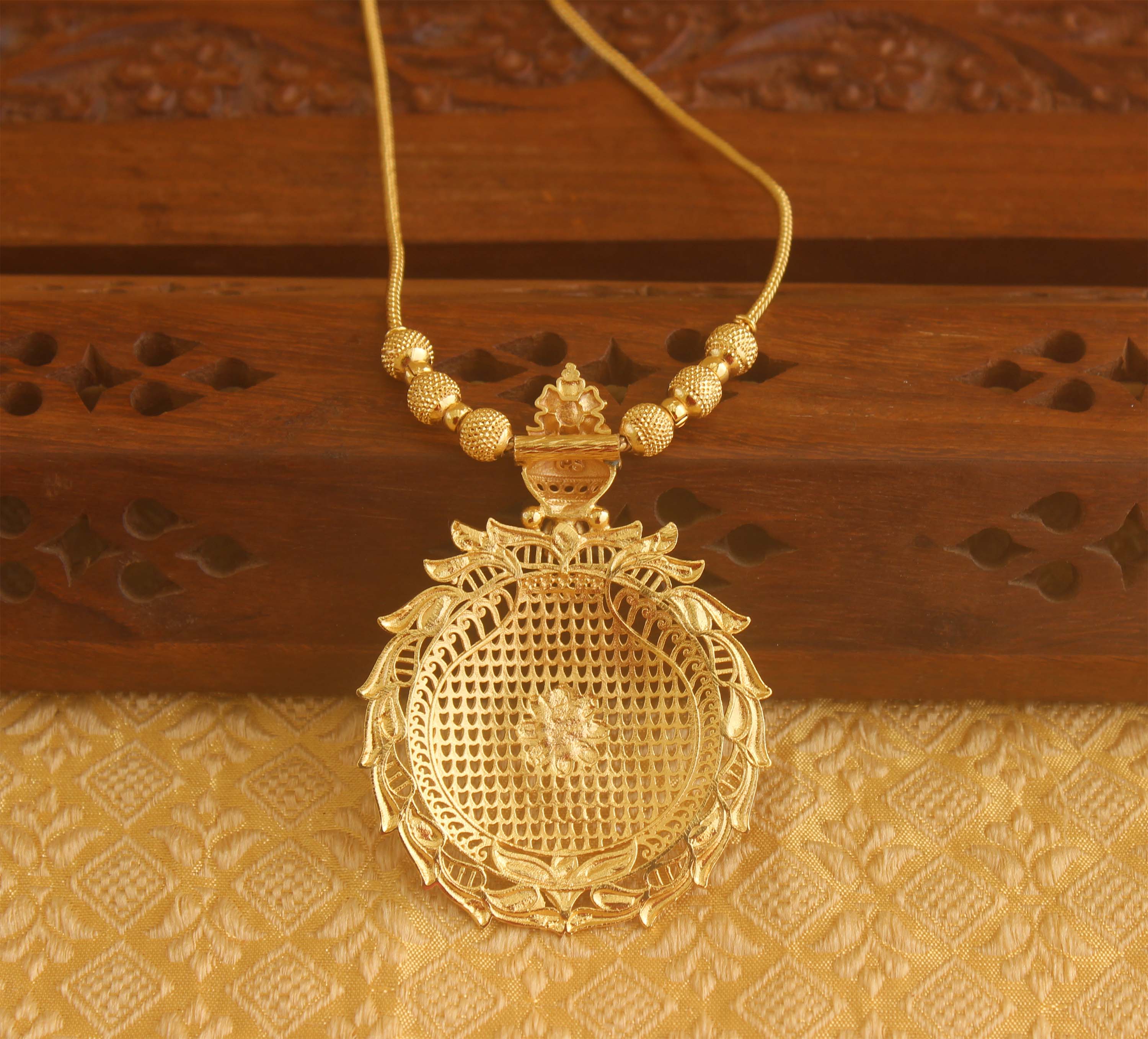 Designer Gold plated Necklace Tanvi52