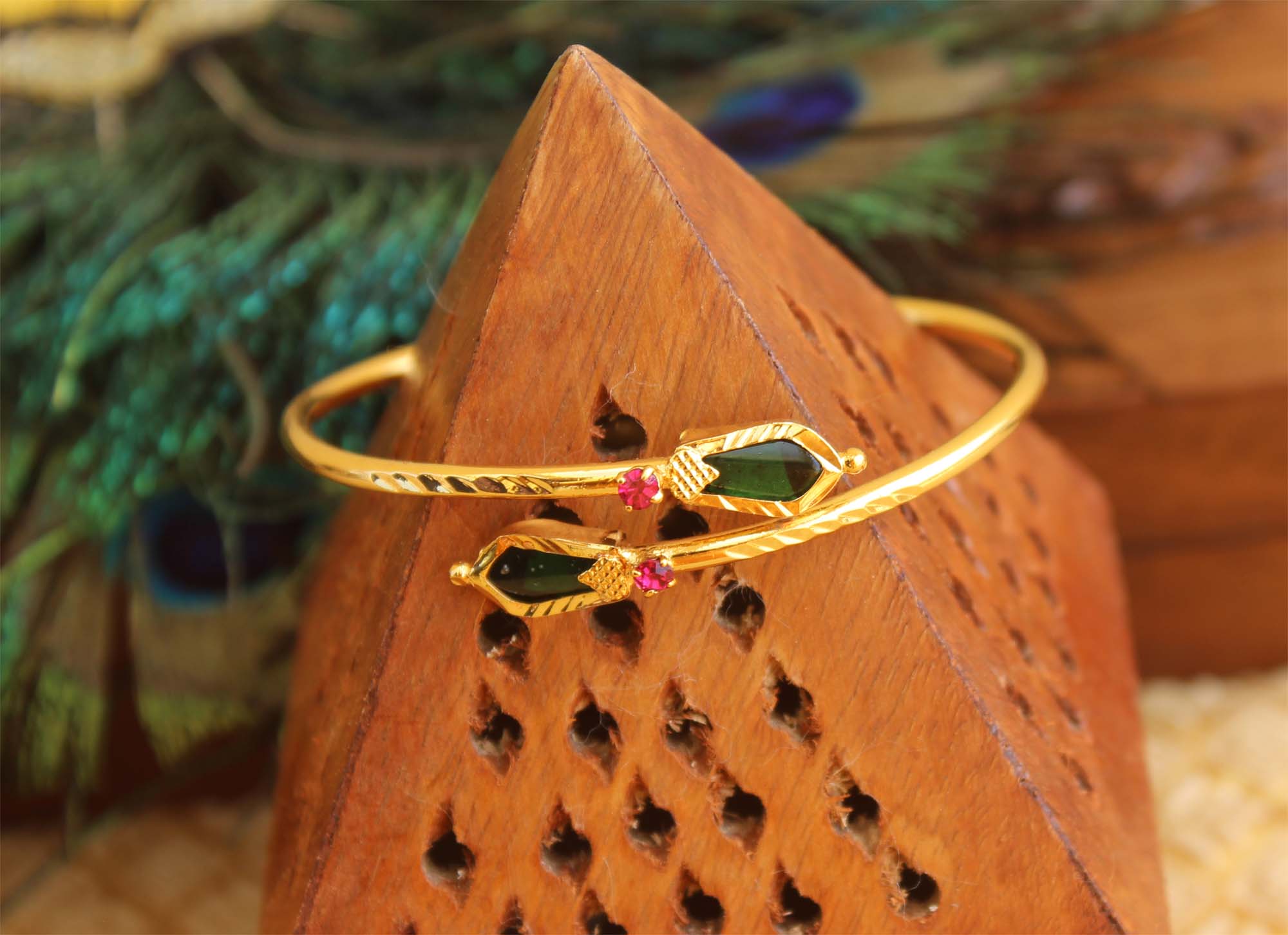 Gold Plated Kerala Style Palakka Kada T2405