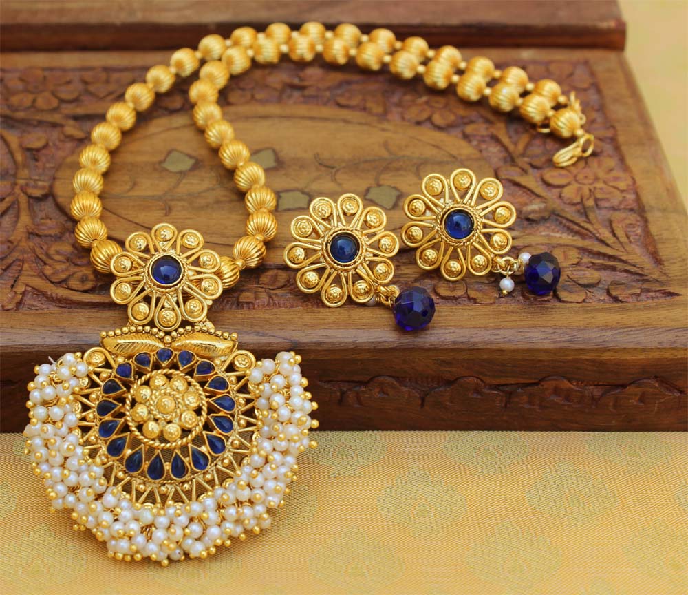 Gold Plated Handmade Floral Pearl Stone Necklace Set T2621