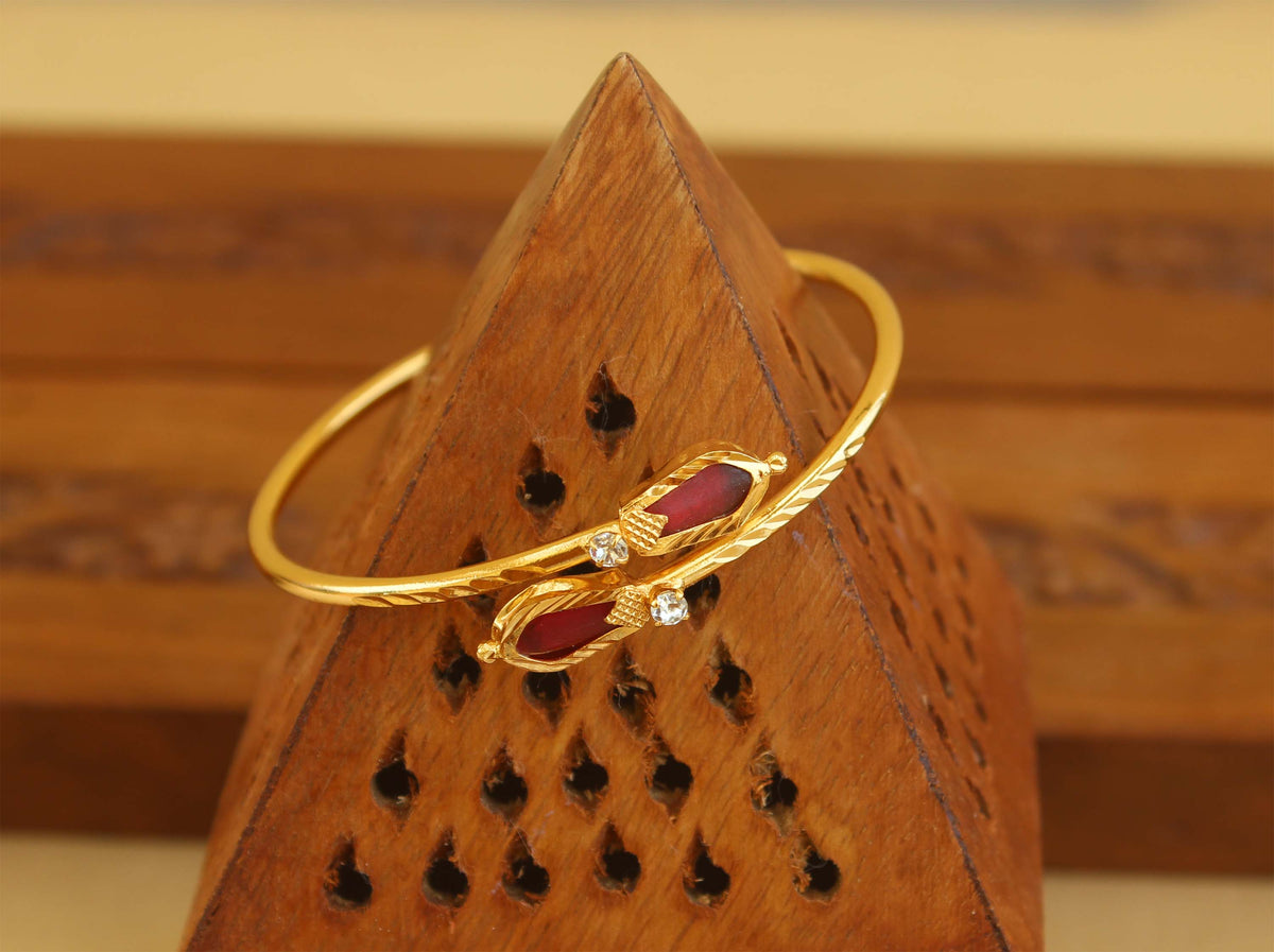 Gold Plated Kerala Style Palakka Kada T2410