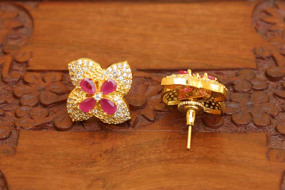 Gold Plated Studs Stone Earrings T2427