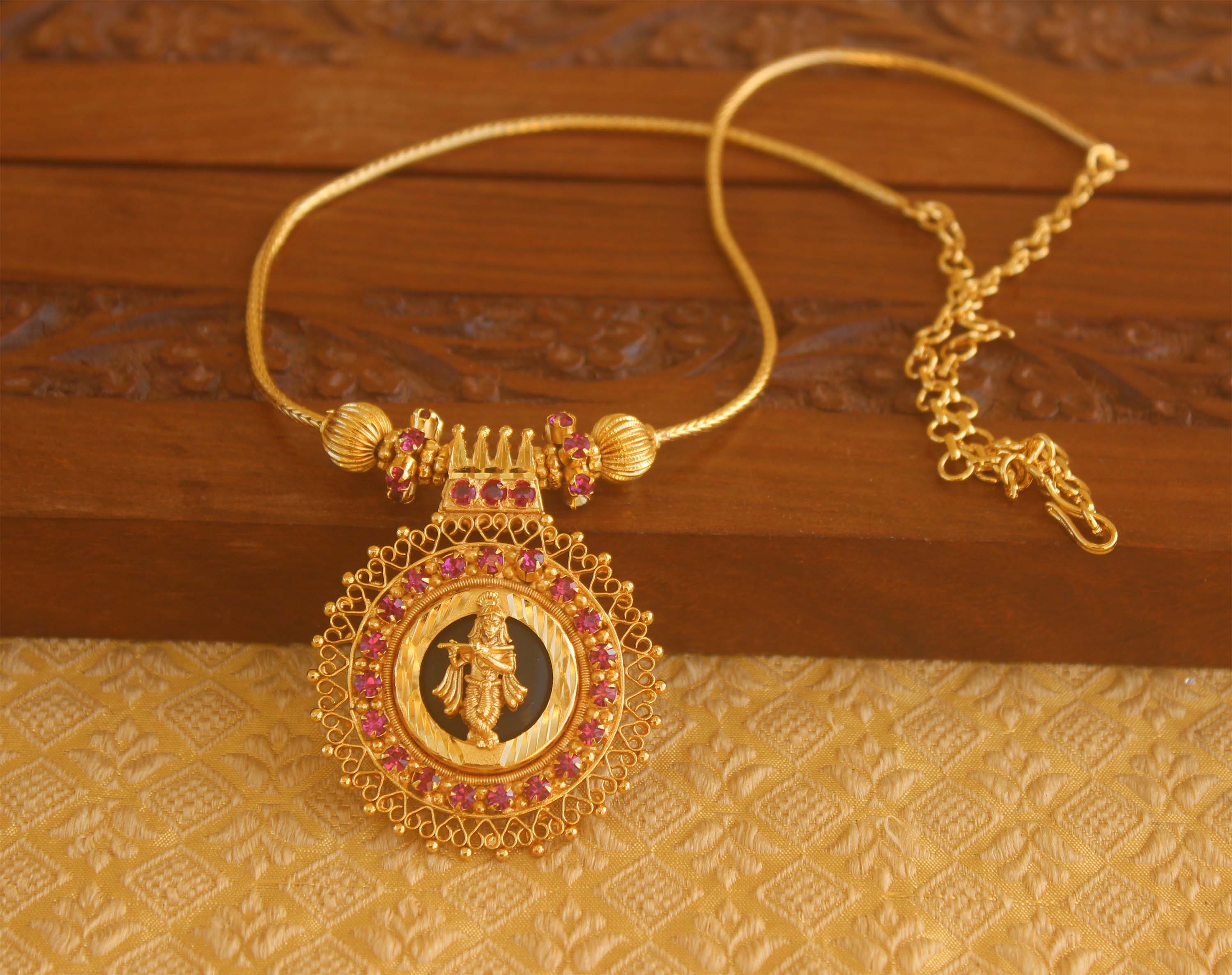 Gold plated Palakka krishna necklace Tanvi84