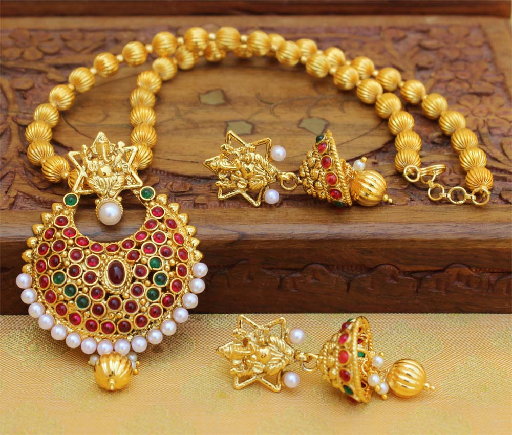 Gold Plated Handmade Temple Ganesha Necklace Set T2639