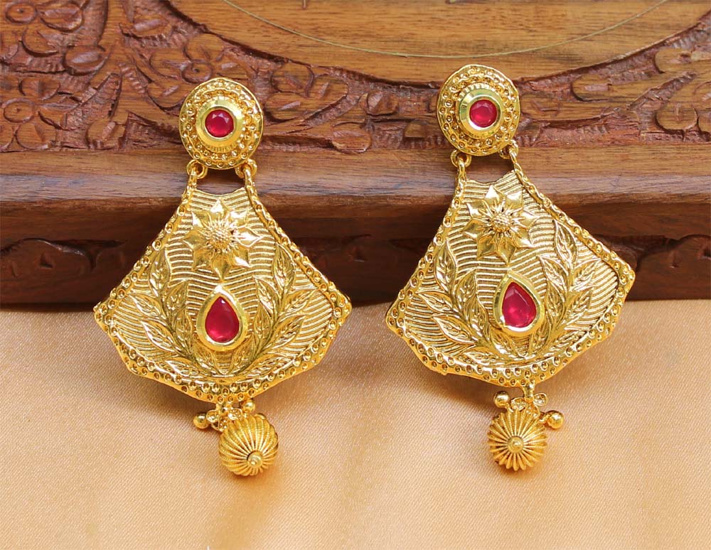 Gold Plated Designer Earrings T2546