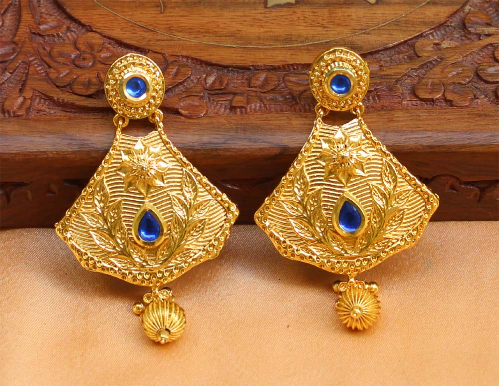 Gold Plated Designer Earrings T2547