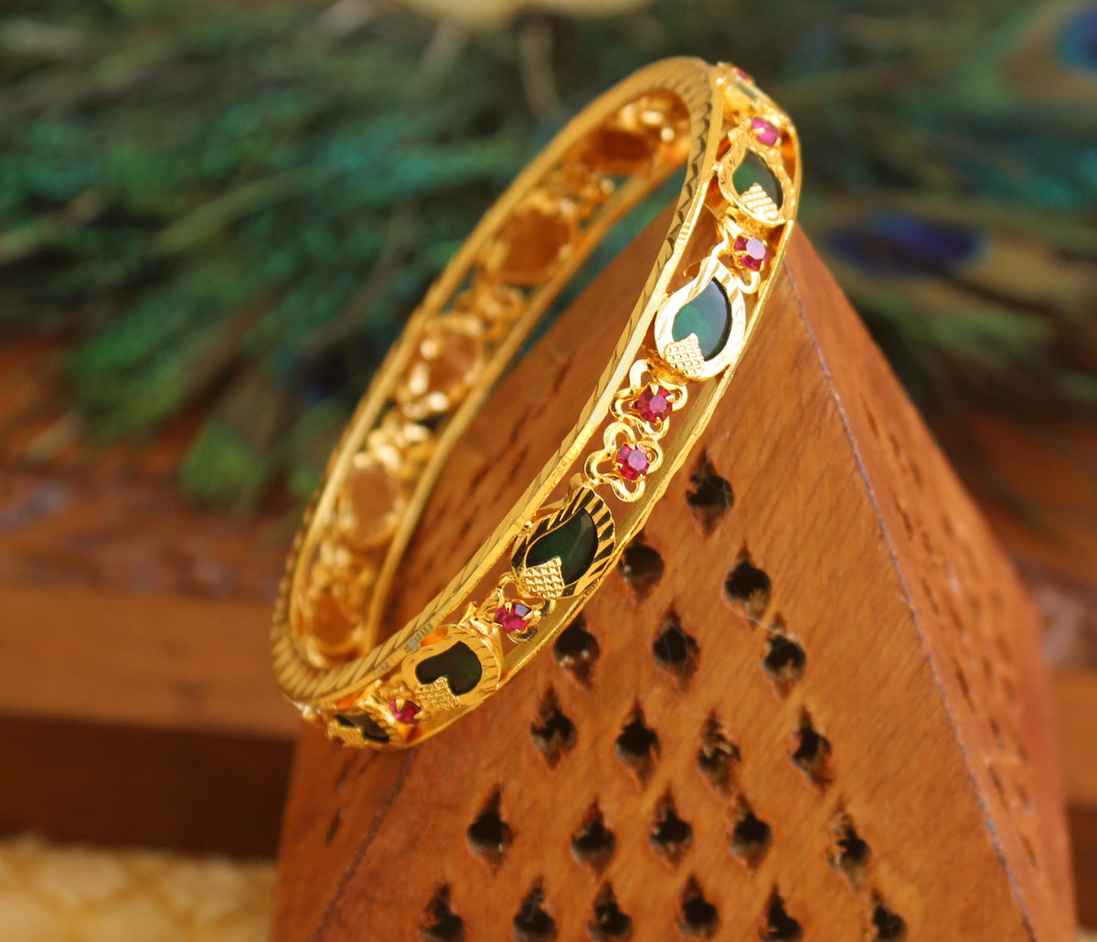 Kerala Traditional Mango Palakka Bangle T2449
