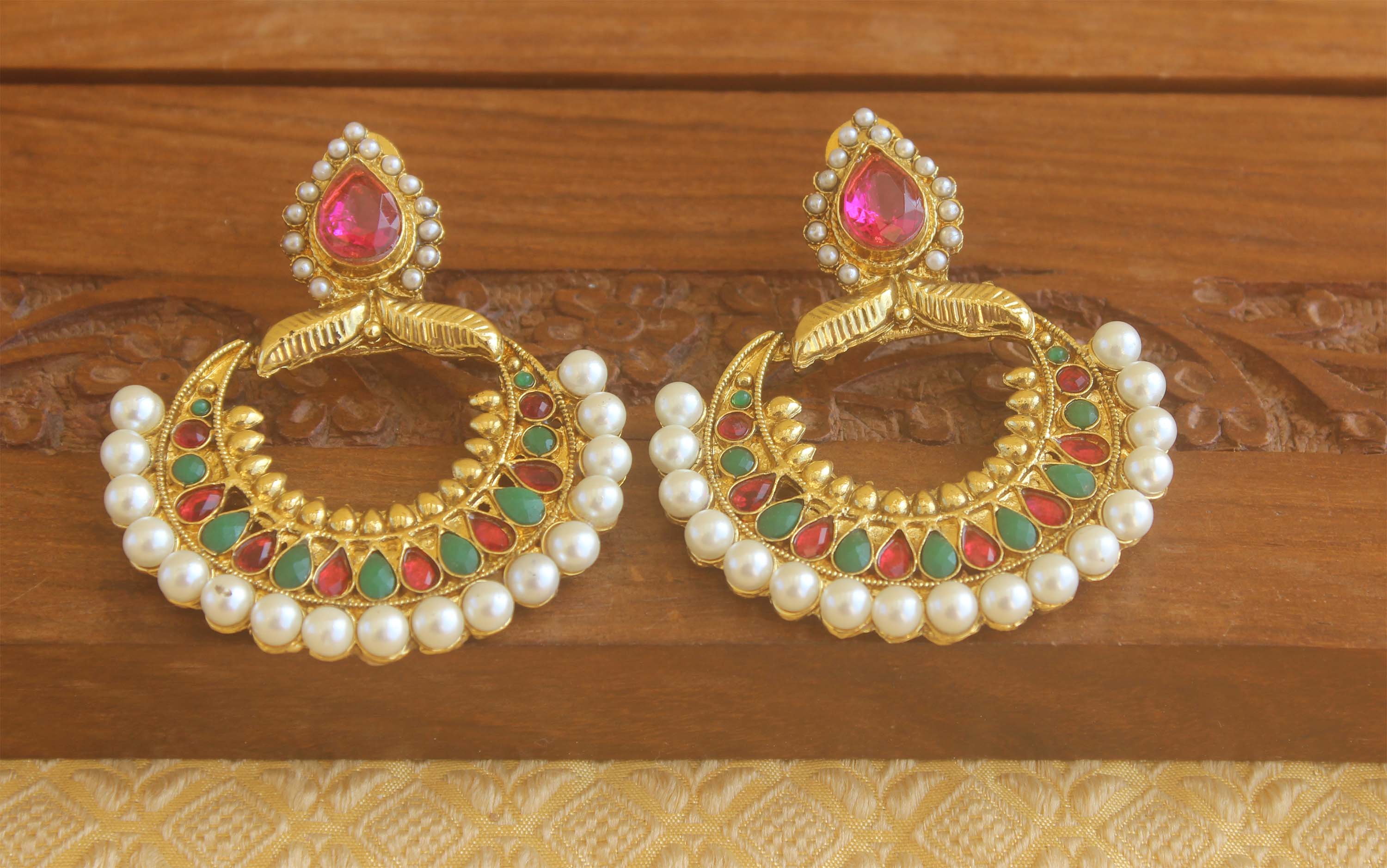 Lovely earrings Tanvi21