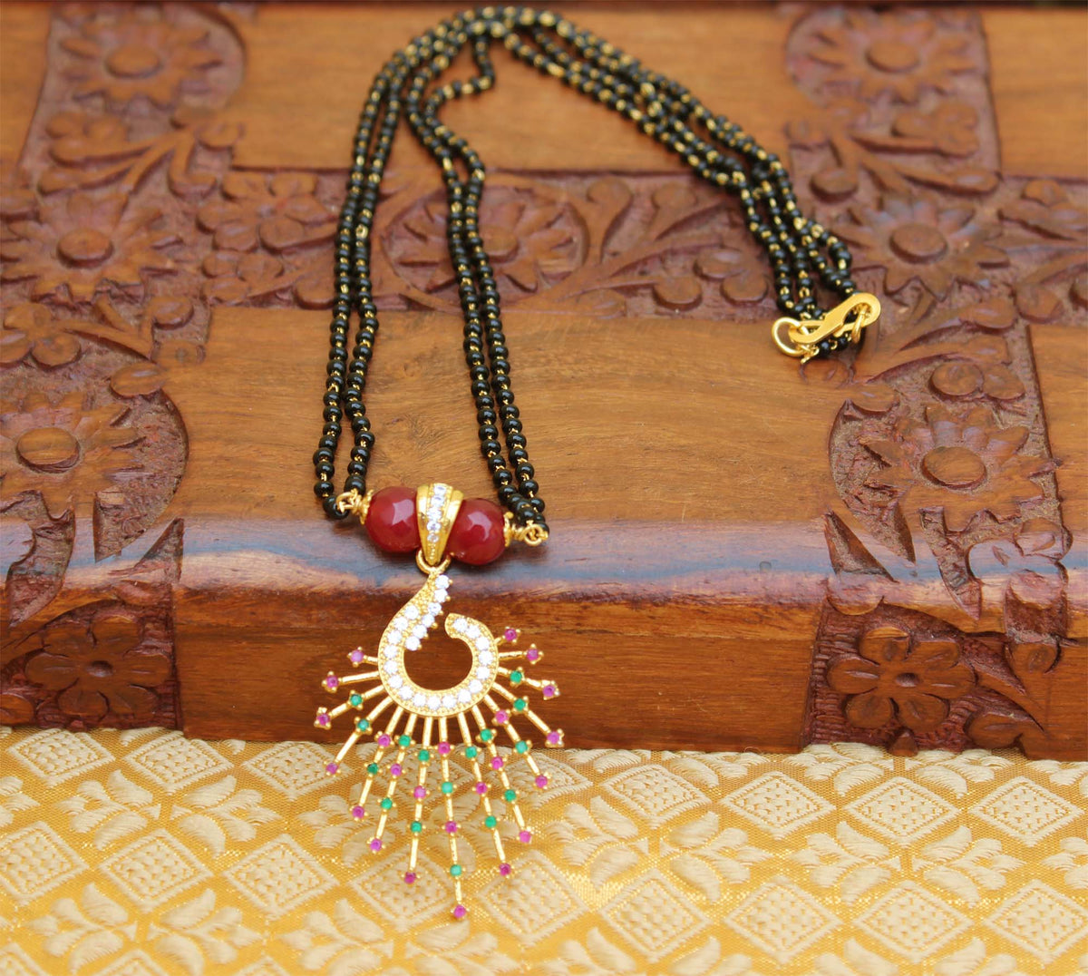 Gold Plated Black Beads Necklace T2344