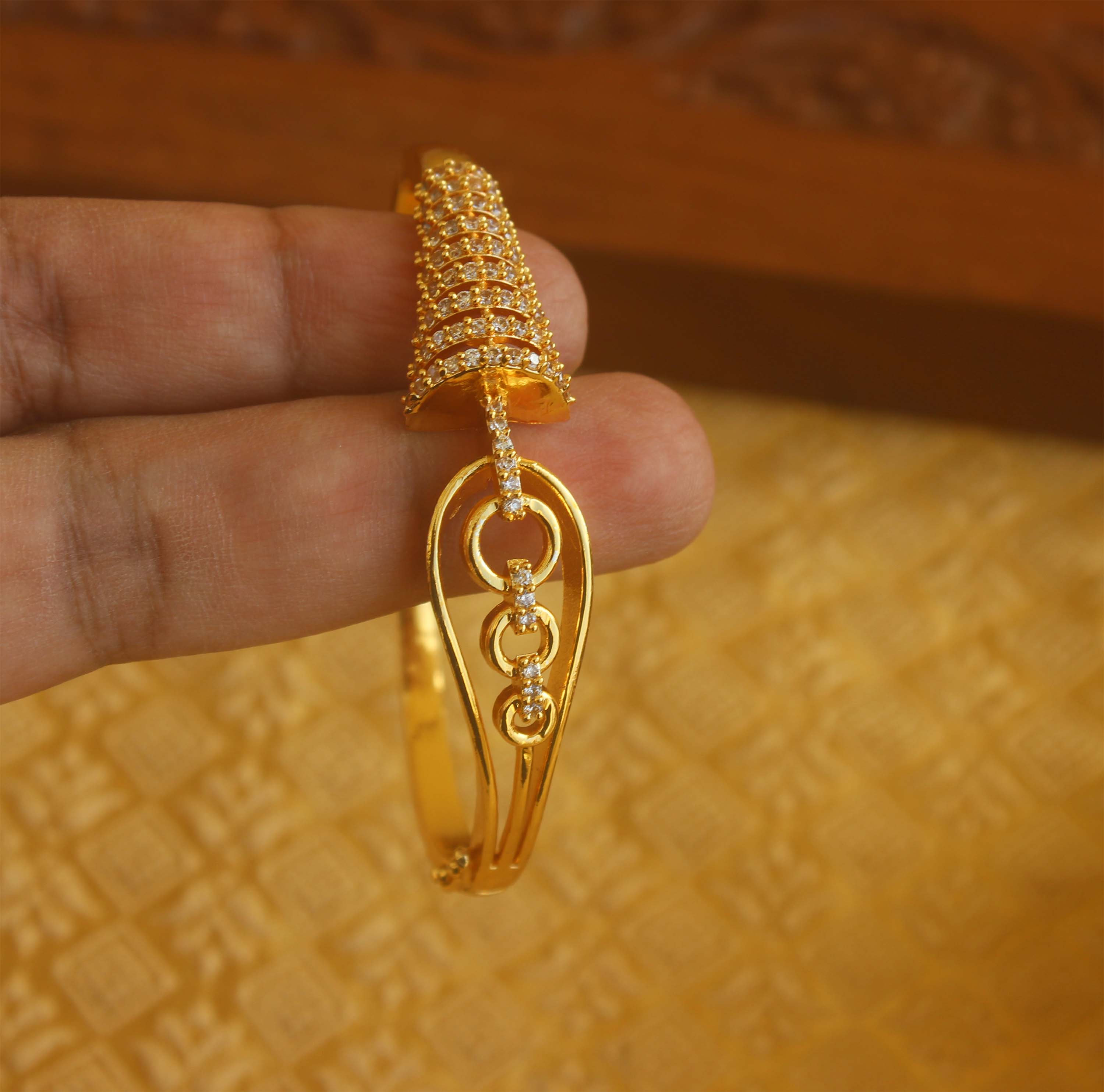 Designer Kada Tanvi39