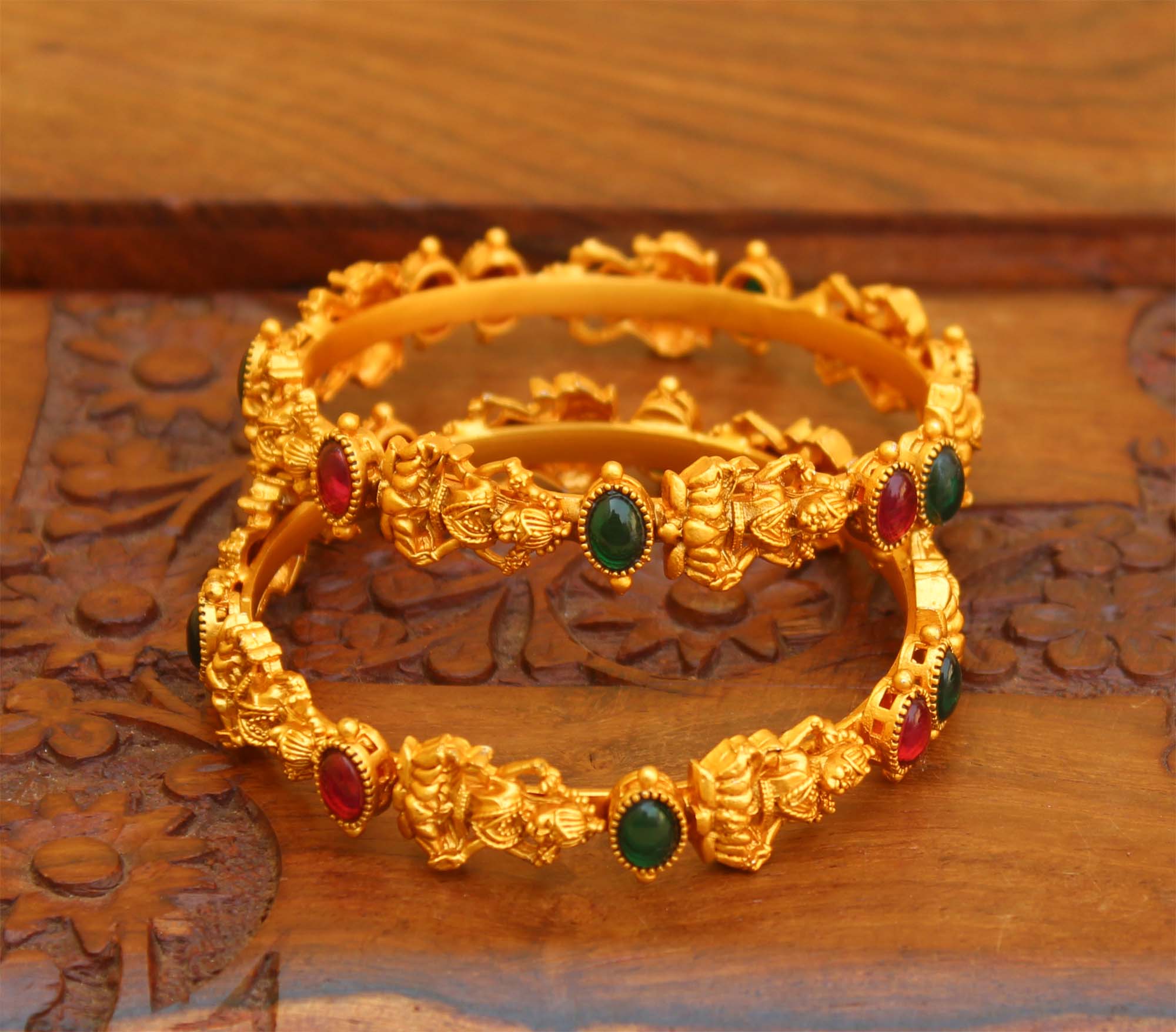 Matte Finish Temple Kempu Stone Bangles T2994