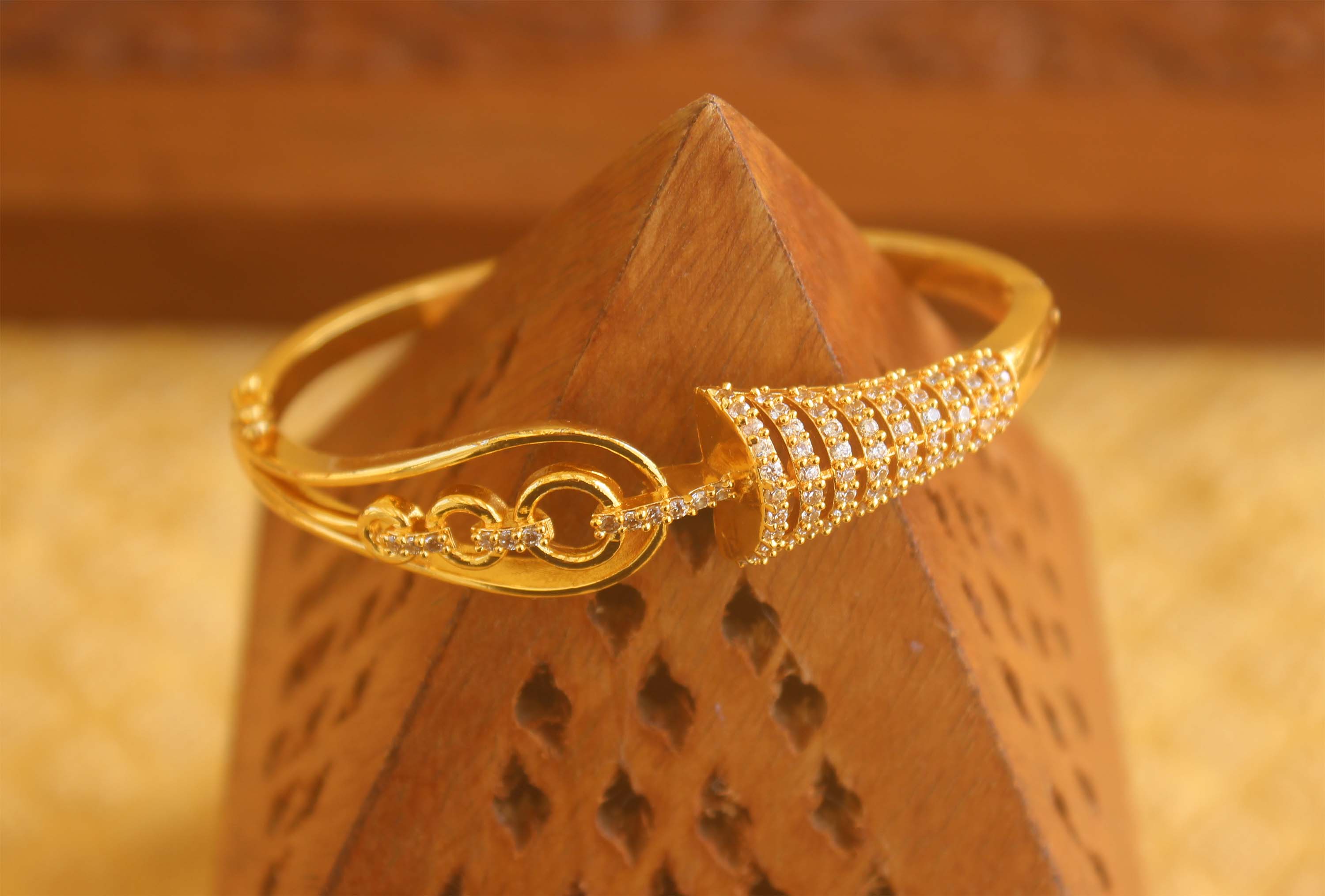 Designer Kada Tanvi39