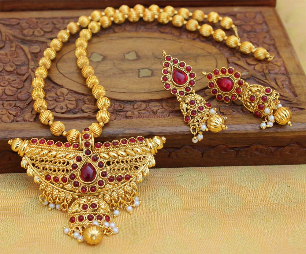 Handmade Gold Plated Pendant Necklace Set T2689