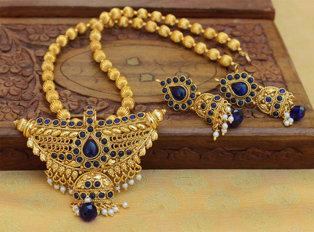 Handmade Gold Plated Pendant Necklace Set T2692