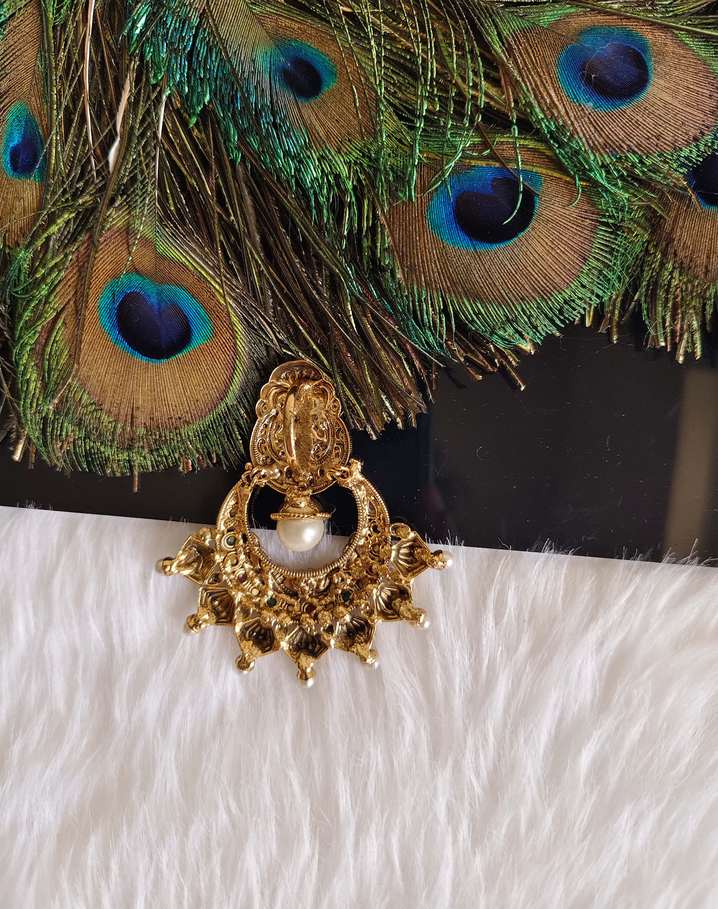 Temple Lakshmi Gold Plated Pearl Stone Pendant T2863