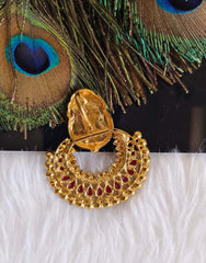 Temple Ganesh Gold Plated Stone Pendant T2859