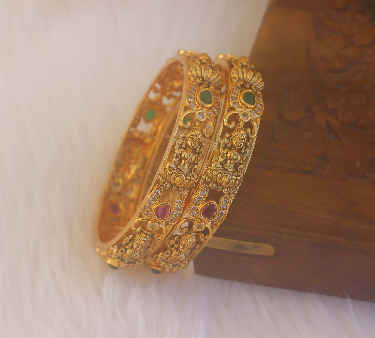 Matte Finish Lakshmi Stone Bangles T2160