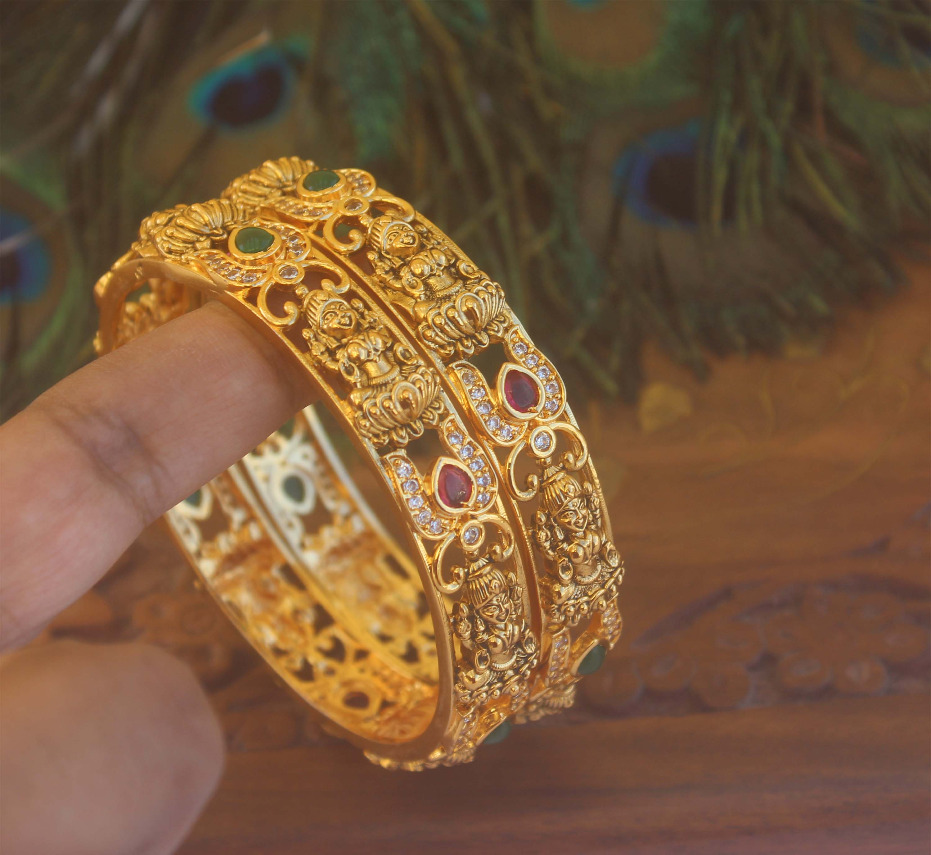 Matte Finish Lakshmi Stone Bangles T2160