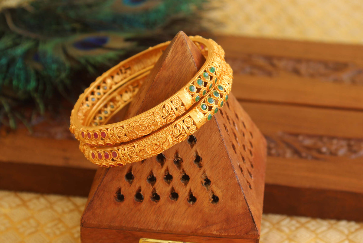 Matte Finish Peacock Stone Bangles T3053