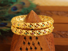 Stylish Gold Plated Bangles T2903