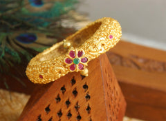 Gold Plated Floral Stone Kada T3079