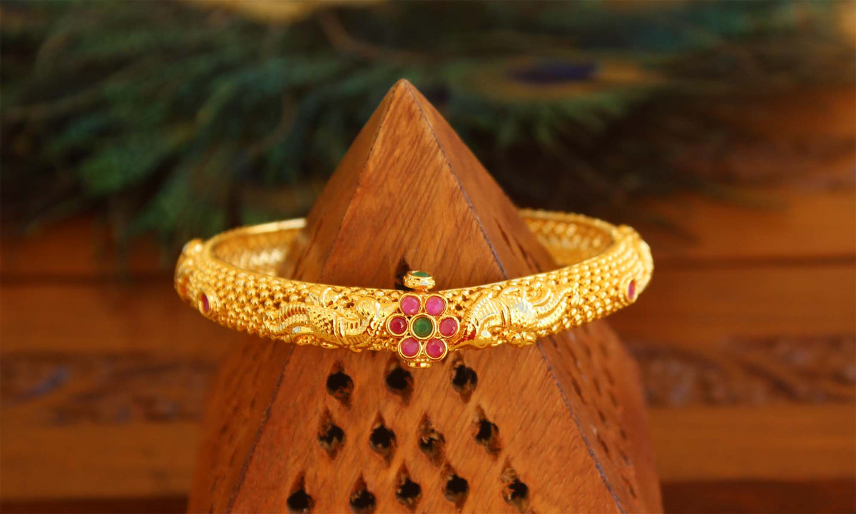 Gold Plated Peacock Stone Bangle Kada T3118