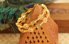 Matte Finish Temple Lakshmi Bangles T3051