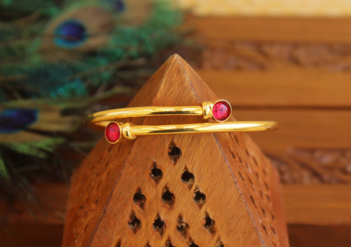 Gold Plated Pink Stone Bangle T3090