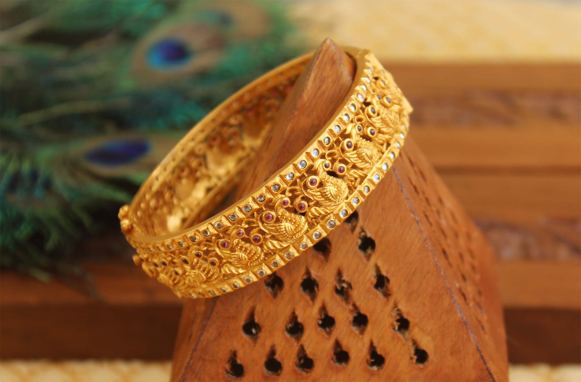 Antique Gold Plated Peacock Stone Bangle T3095