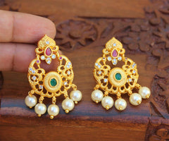 Stylish Matte Finish Pearl Peacock Earrings T2492