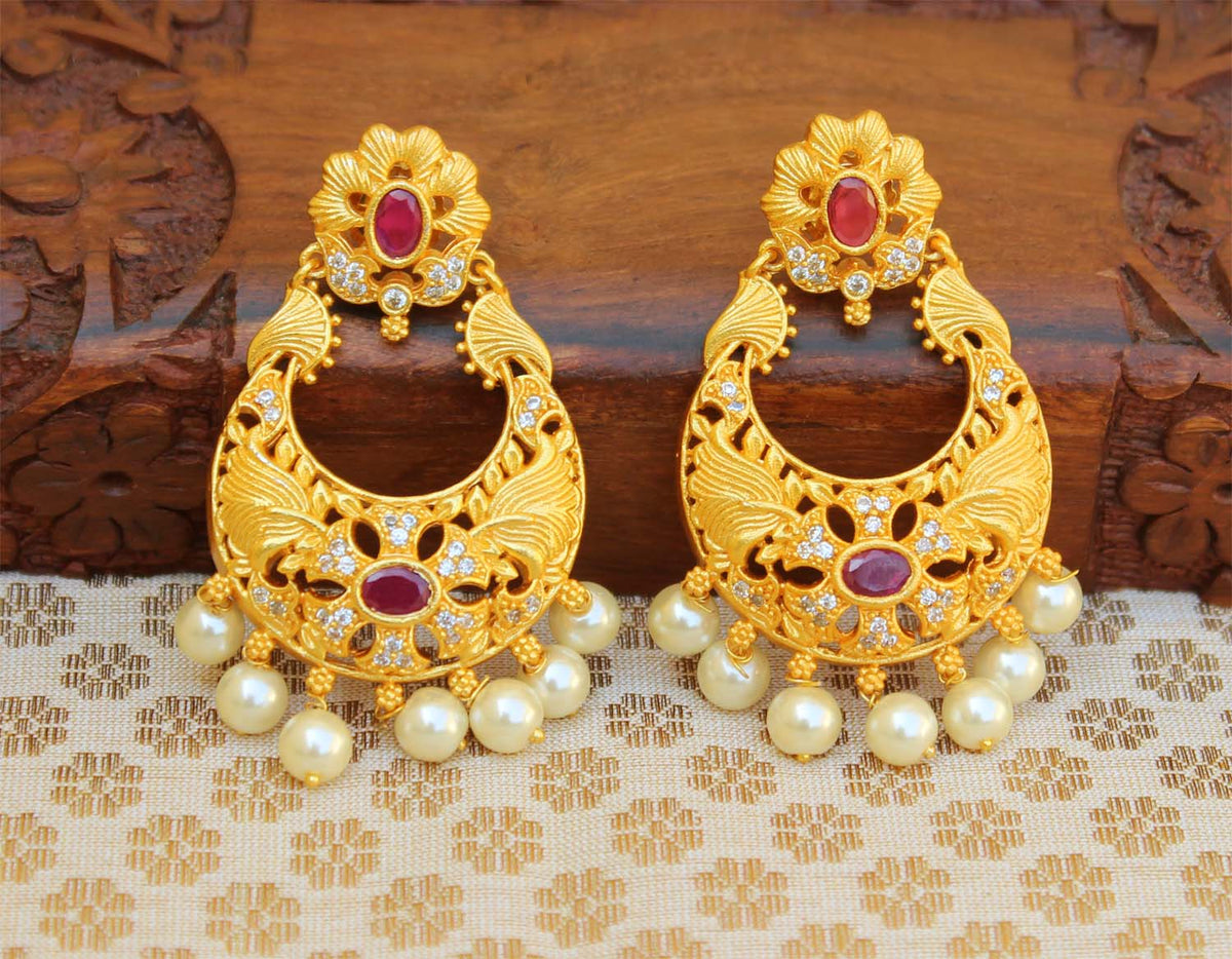 Matte Finish Stylish Pearl Earrings T2476