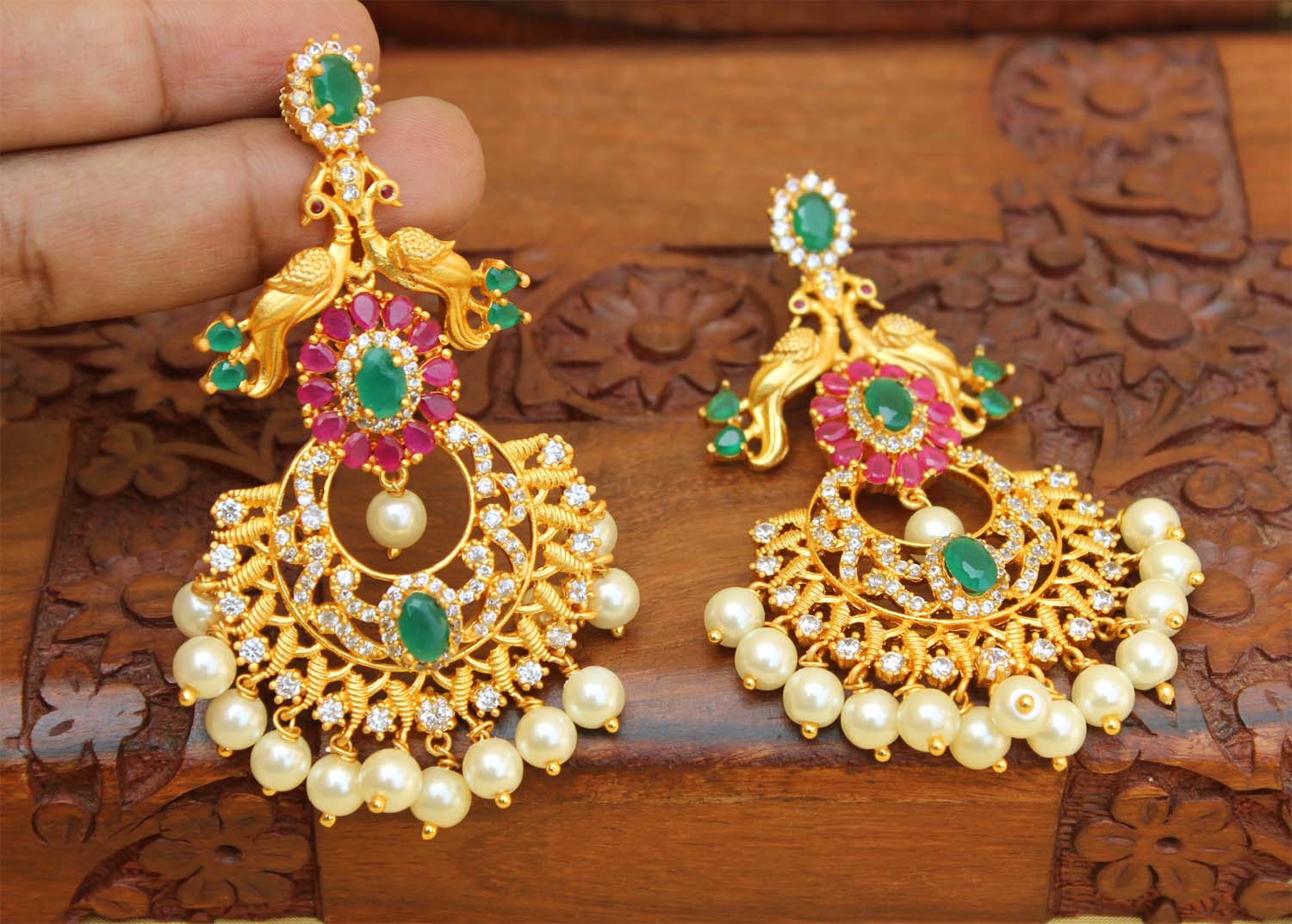 Elegant Peacock Matte Finish Peacock Earrings T2777