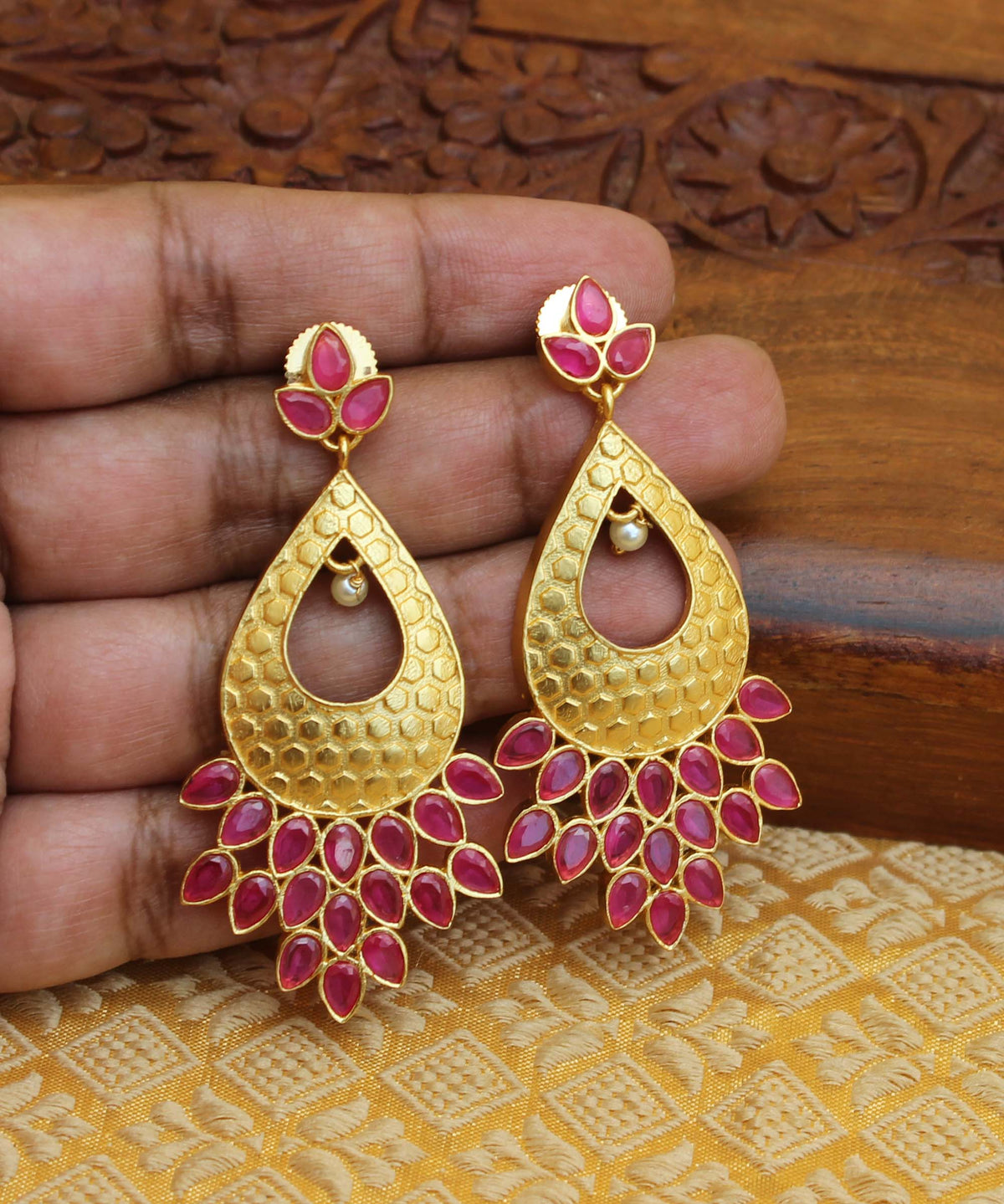 Matte Finish Stylish Earrings T2827