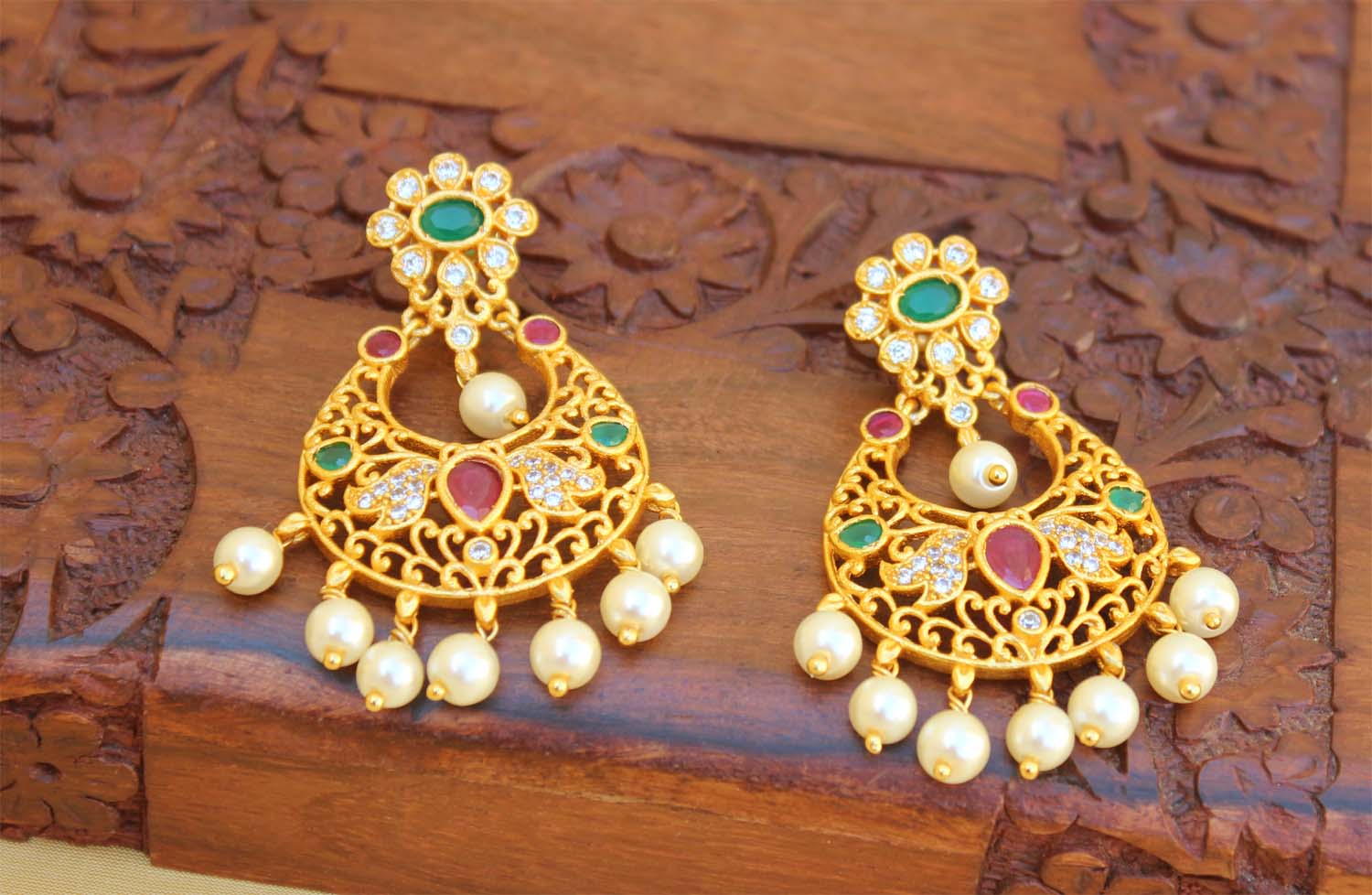 Matte Finish Stylish Pearl Earrings T2499