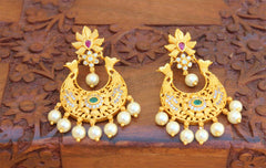 Stylish Matte Finish Pearl Earrings T2502