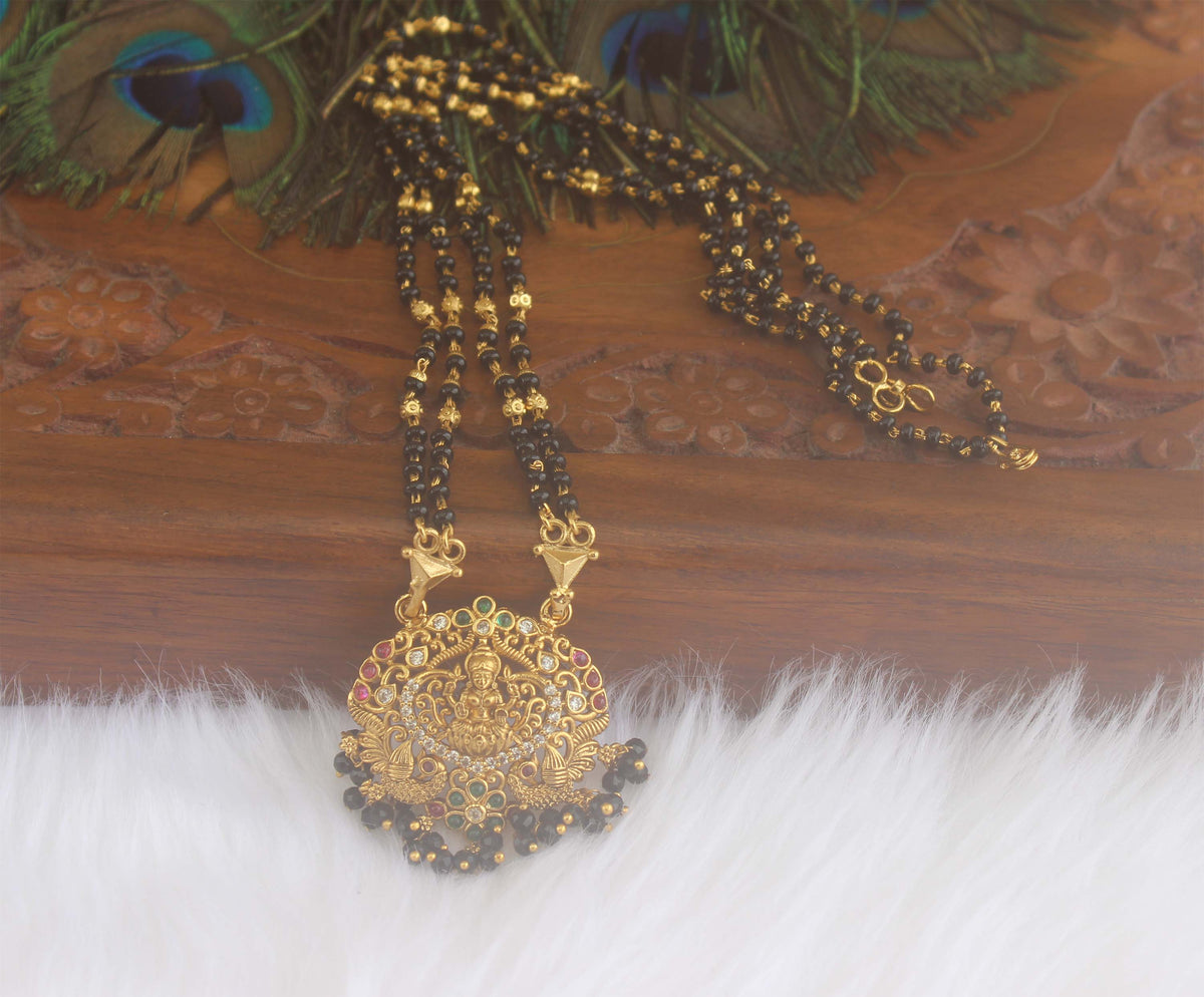 Temple Peacock Black Beads Necklace T2224